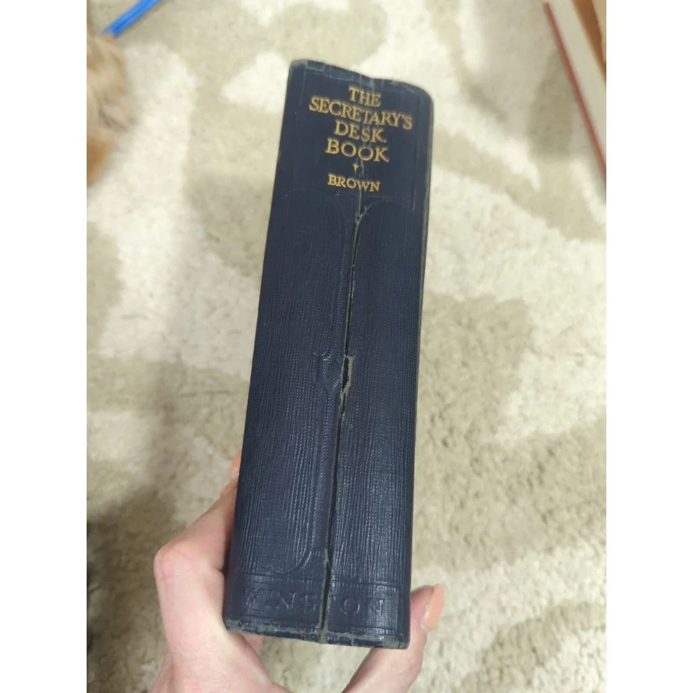 The Secretary's Desk Book 1932 Thomas Kite Brown John C Winston Comp EXCELLENT‎
